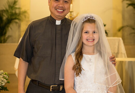 Alessandra Communion